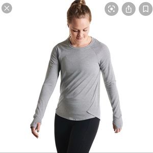 Oiselle Flyout Long Sleeve Shirt, Black and White